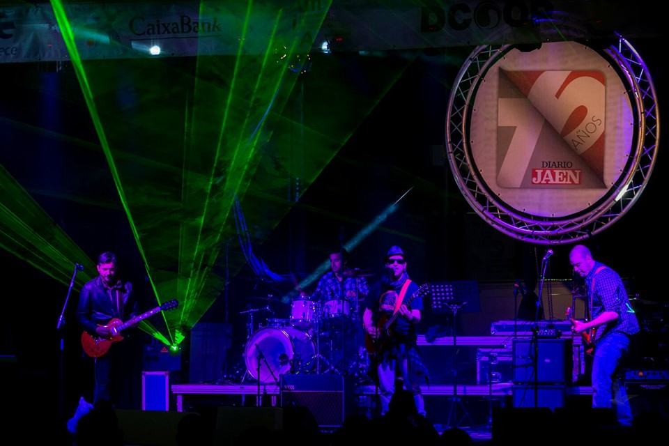 7692_806781019455826_714968199730704833_n